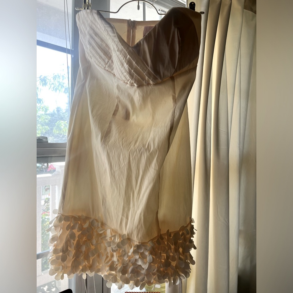 Romeo & Juliet Couture fitted bustier dress